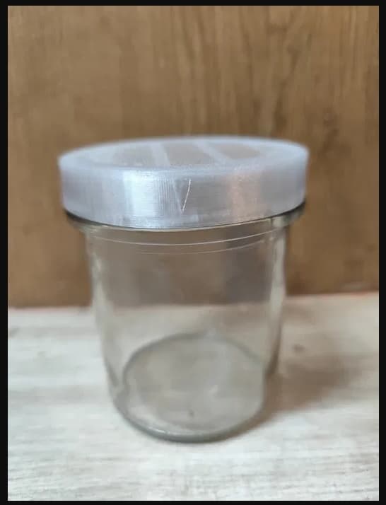 Słoik z zakrętką wentylowaną terrarium skakun, modliszka, ptasznik, pająk auf Terra Market